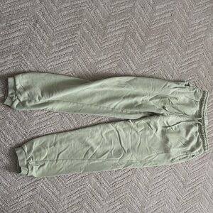 green sweatpants!